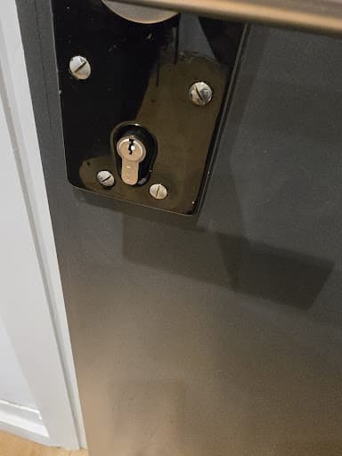 24hrslocklondon — Customer photo