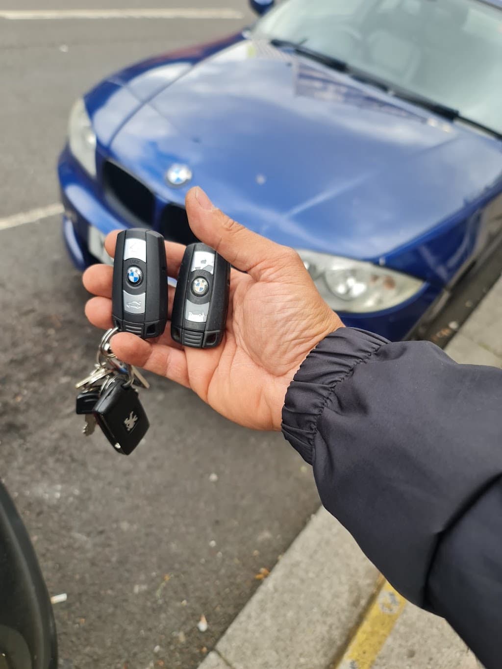 Auto Electro Locksmith(mobile/onsite)